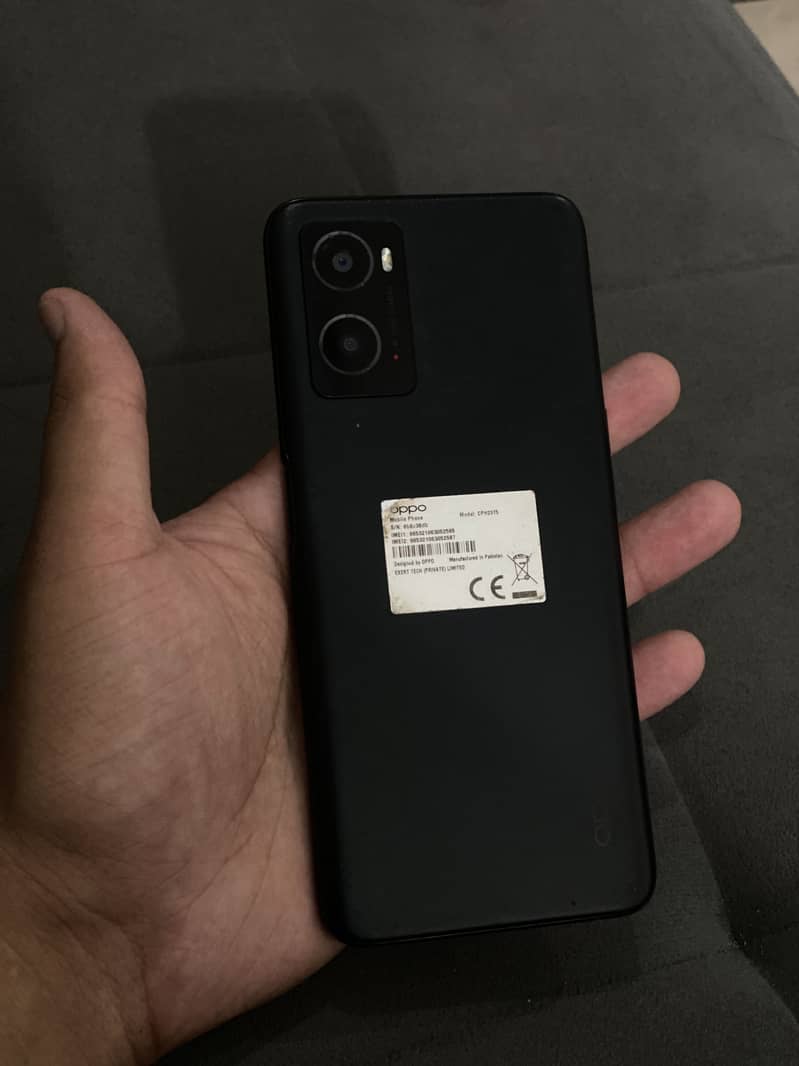 OPPO A76 0