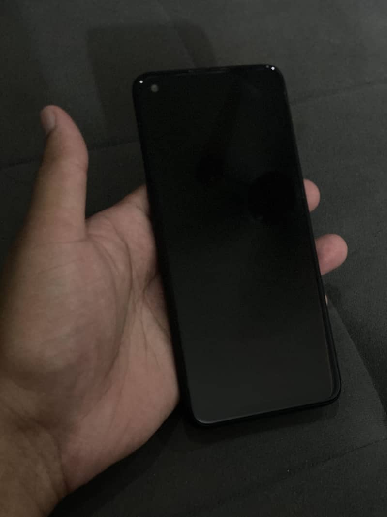 OPPO A76 1