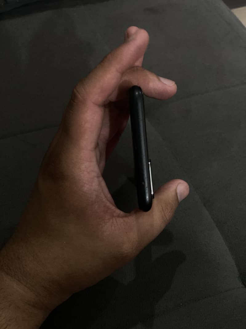 OPPO A76 3