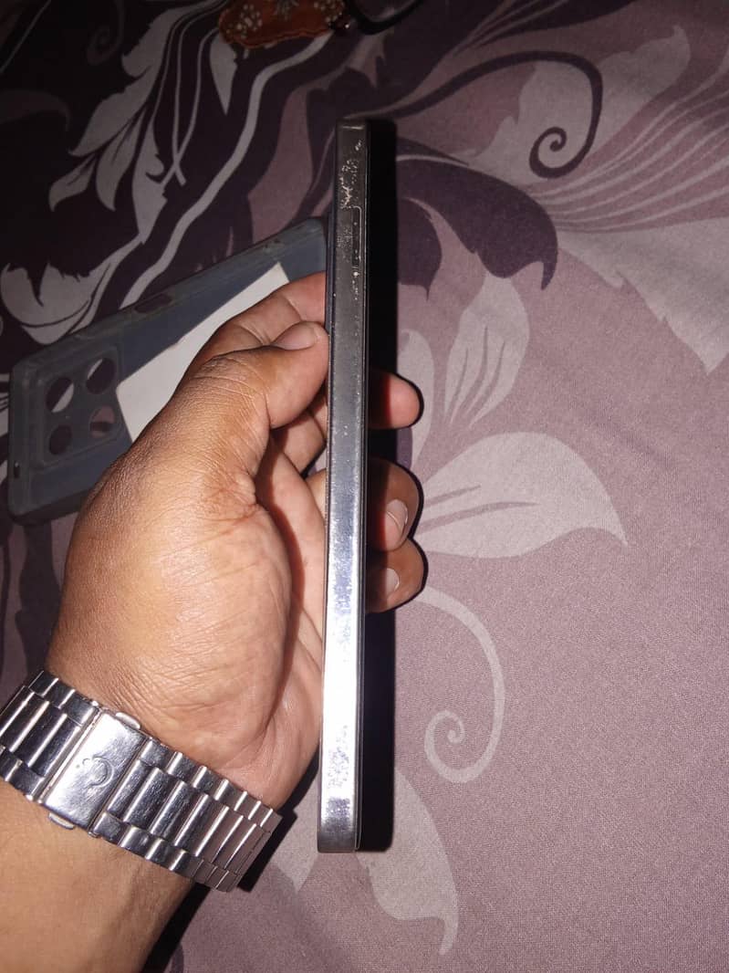Infinix Note 30 Pro 2