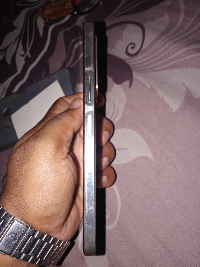 Infinix Note 30 Pro 3
