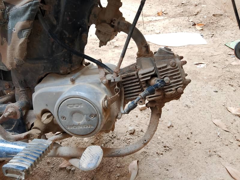 Honda cd70 9