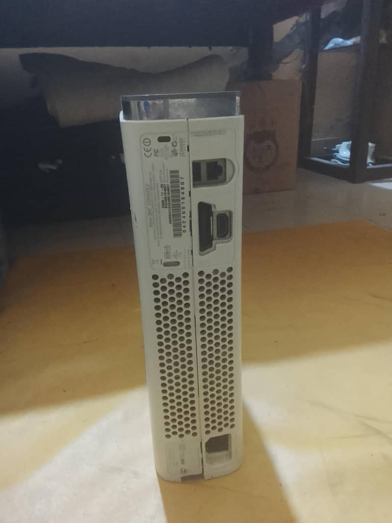 XBOX 360 CONDITION 10/10 2