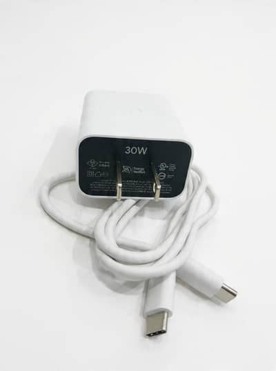 Original Google pixel 30w Charger and C type Cale.