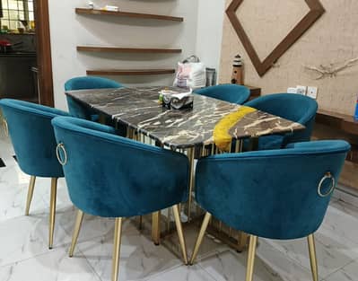 Dinning Table with 6 Chairs