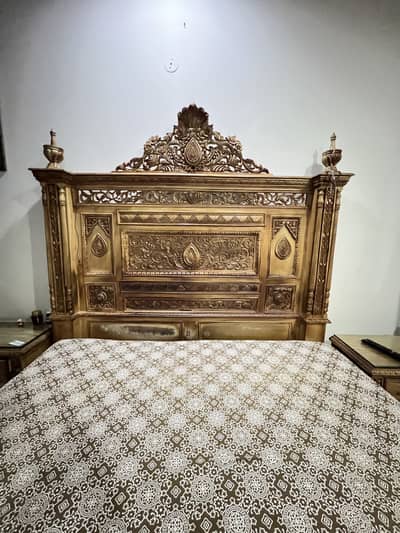 Chinioti bed wooden