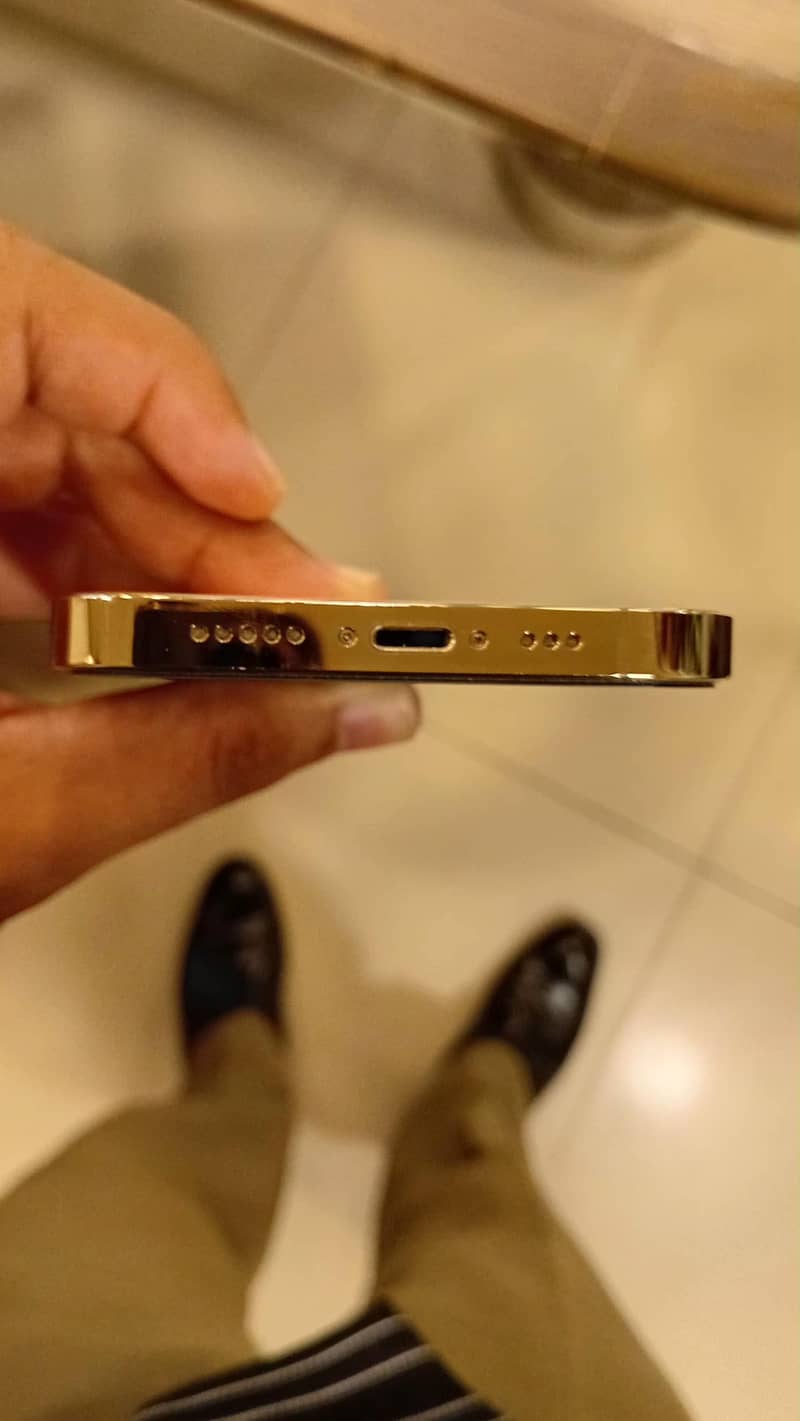 Apple iPhone 12 Pro 3