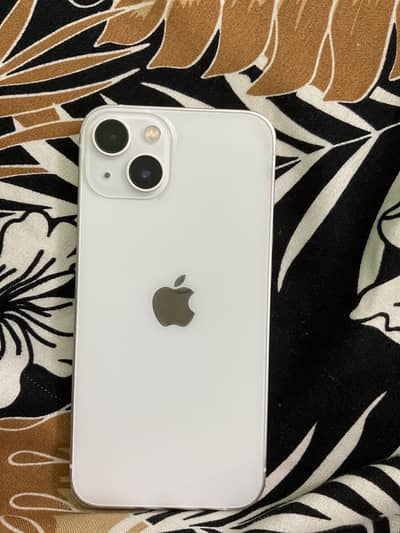 Apple iPhone 13