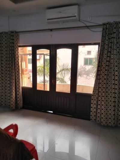 1 Kanal Lower lock Upper portion available for rent wapda Town ph1 block H3