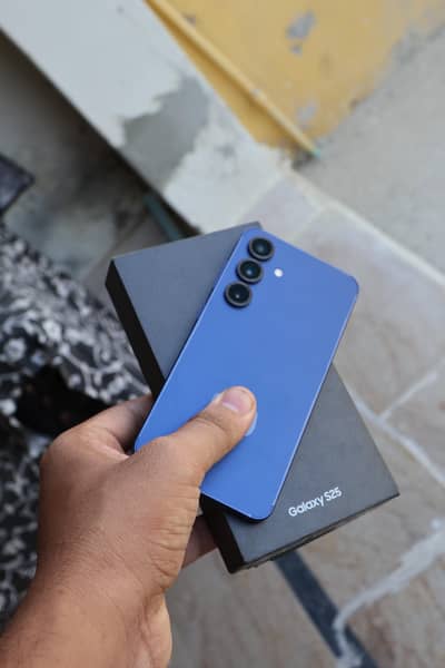 Samsung Mobile S25