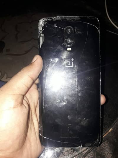 One Plus 6T 8 128 official pta (Exchange possible)read ad. . .