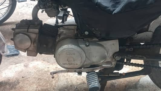 Urgent selling bike 70 cc