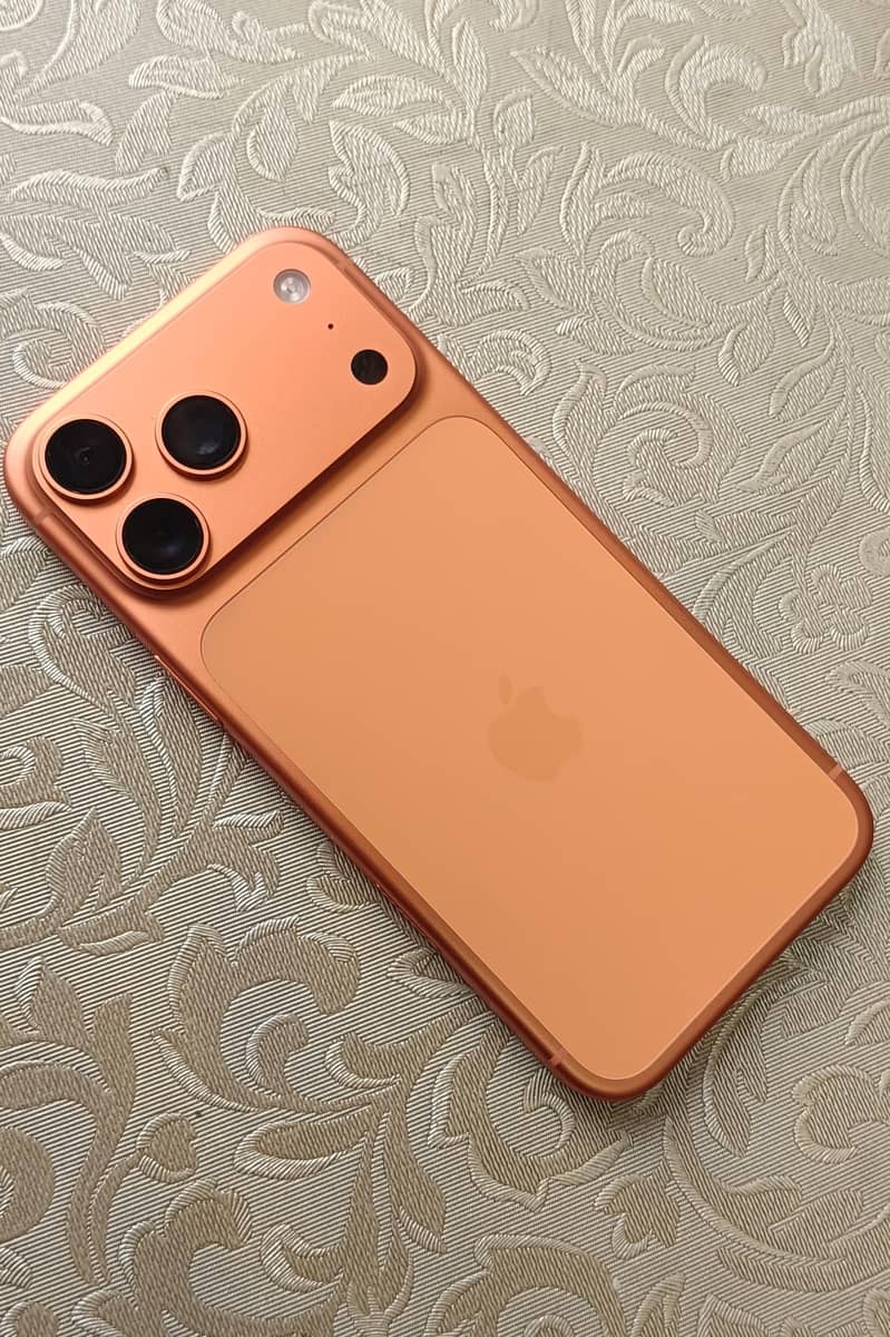 Apple iPhone 17 Pro Max 0
