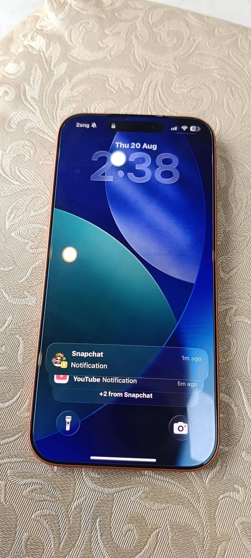 Apple iPhone 17 Pro Max 4