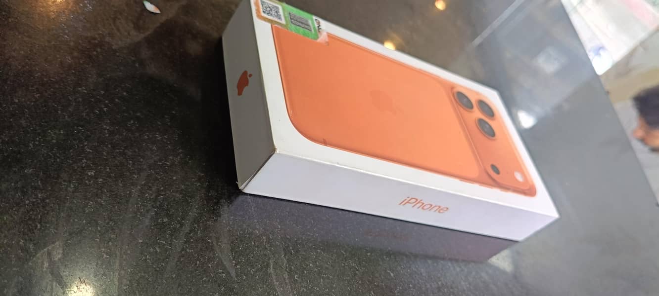 Apple iPhone 17 Pro Max 7