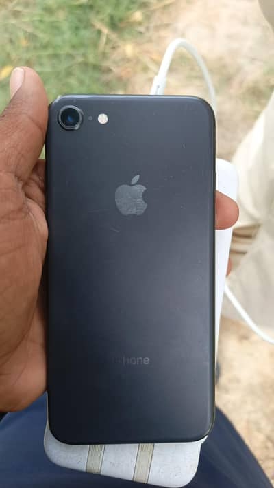 I phone 8 -64 gb