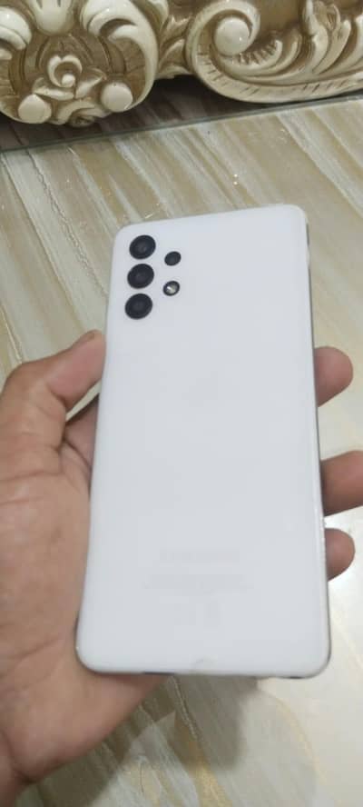 Samsung Mobile A32 with box minor shade total jenion finger ok