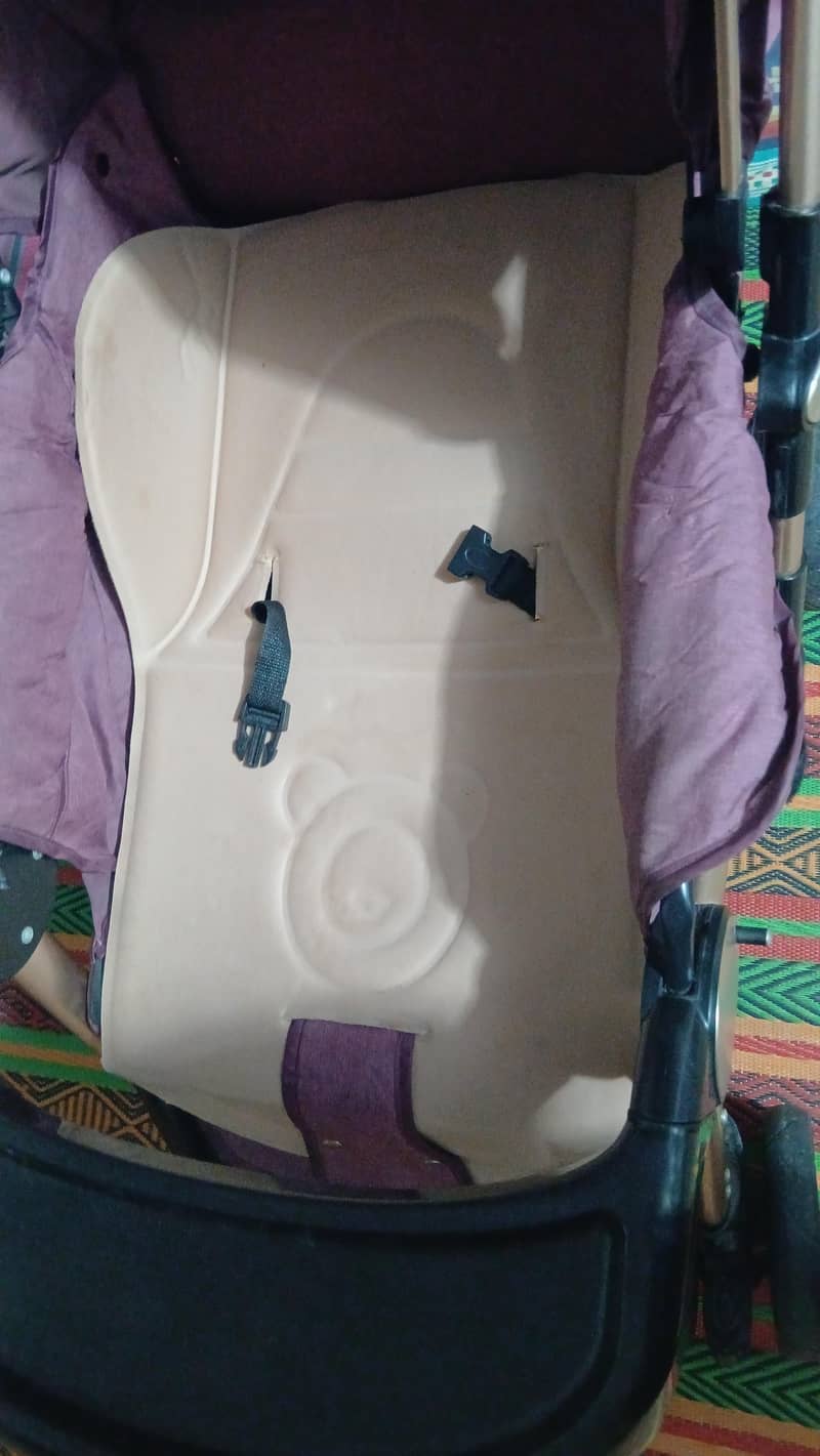 branded stroller 6