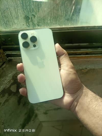 iPhone 14 Pro Max 256GB JV — 9/10 Condition