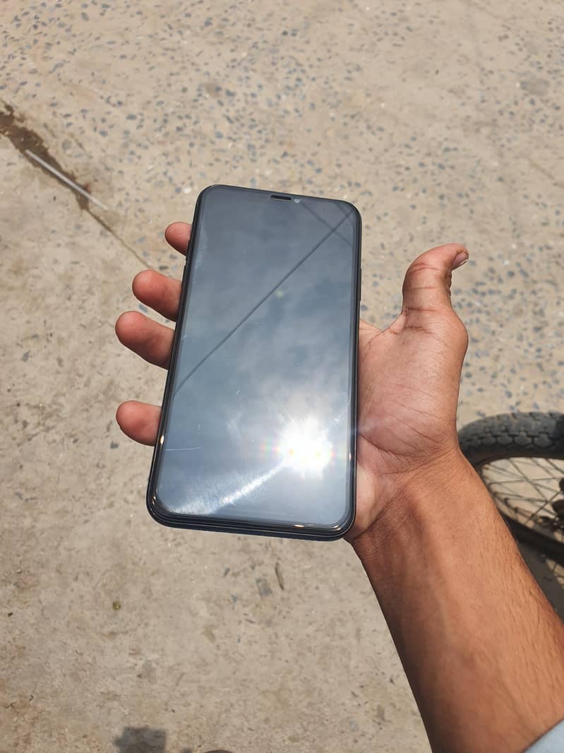 Apple iPhone 11 Pro Max 1