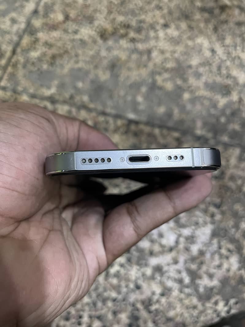 Apple iPhone 14 Pro 3