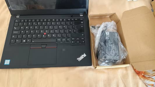 FHD smooth Touch Screen. T480s i7 8th vpro 8/256 Nvme SSD. 10/10 new