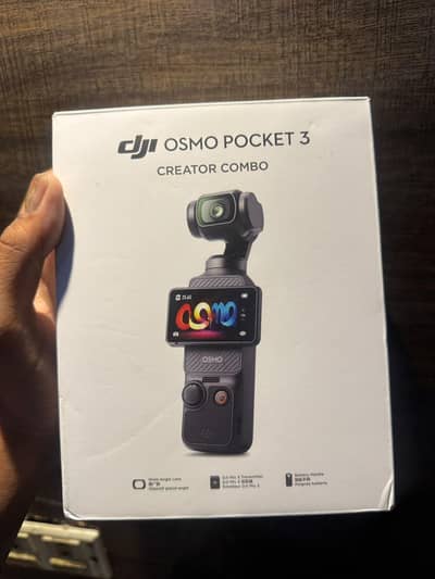 DJI Osmo Pocket 3 Creator Combo / 4K Gimbal Camera / 128GB