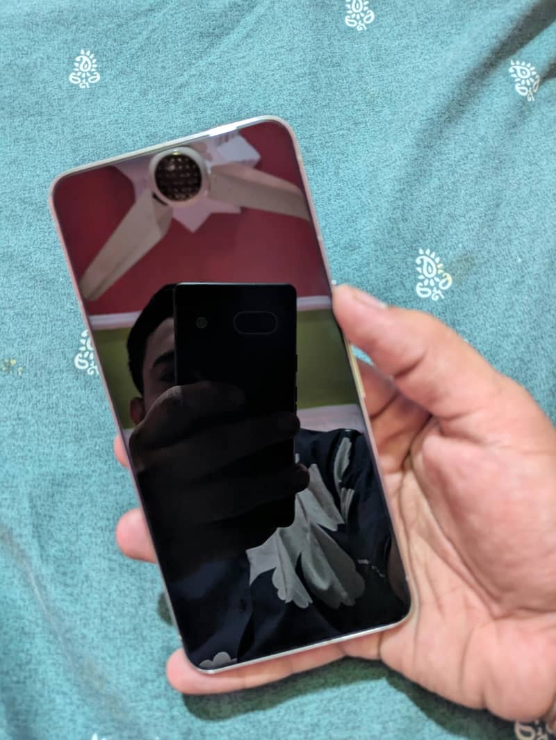 Google Pixel 8 Pro 1