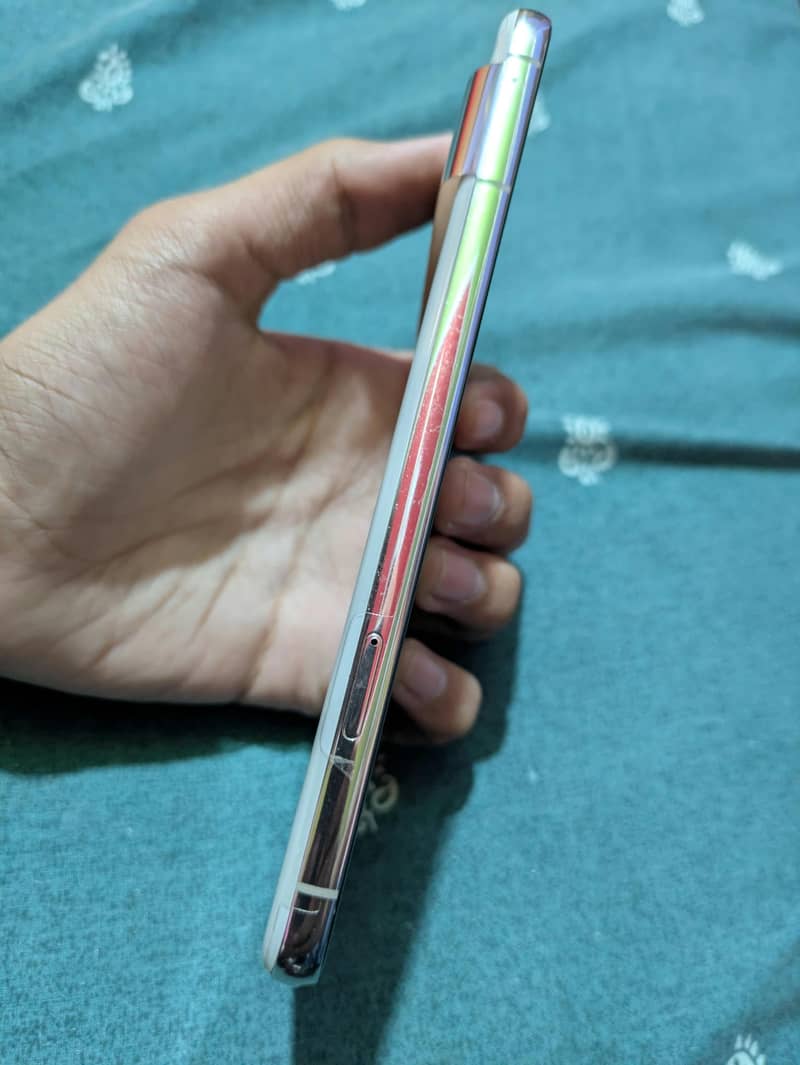Google Pixel 8 Pro 2