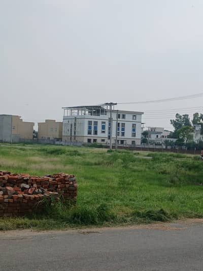 PCSIR Staff Colony block D4