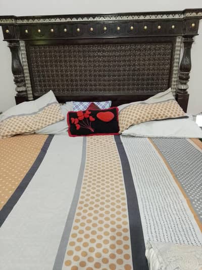 king bed
