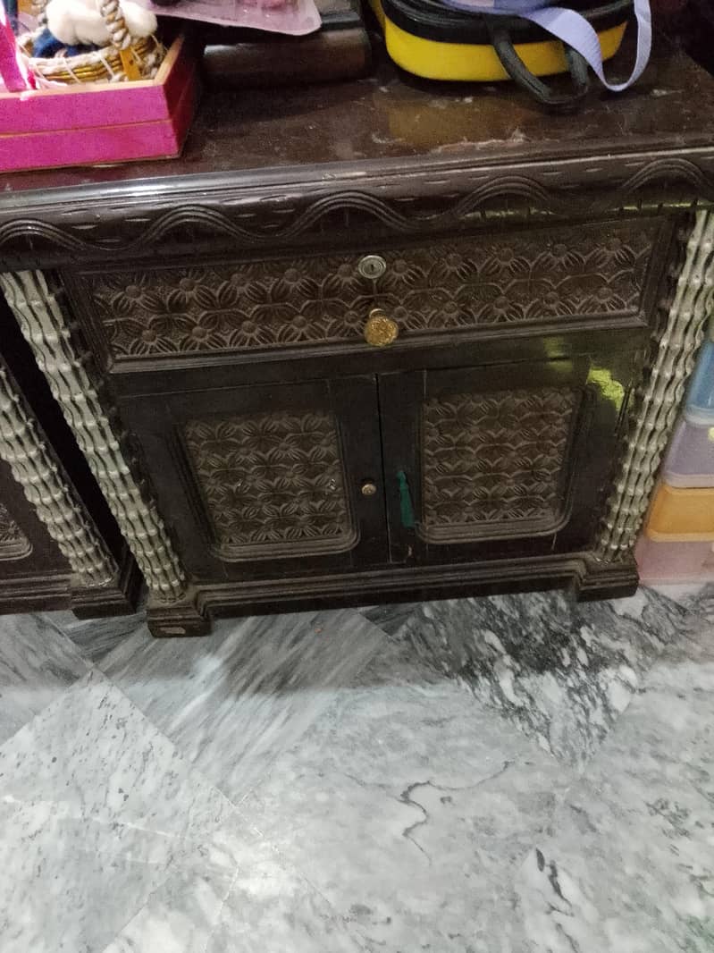 king bed 2