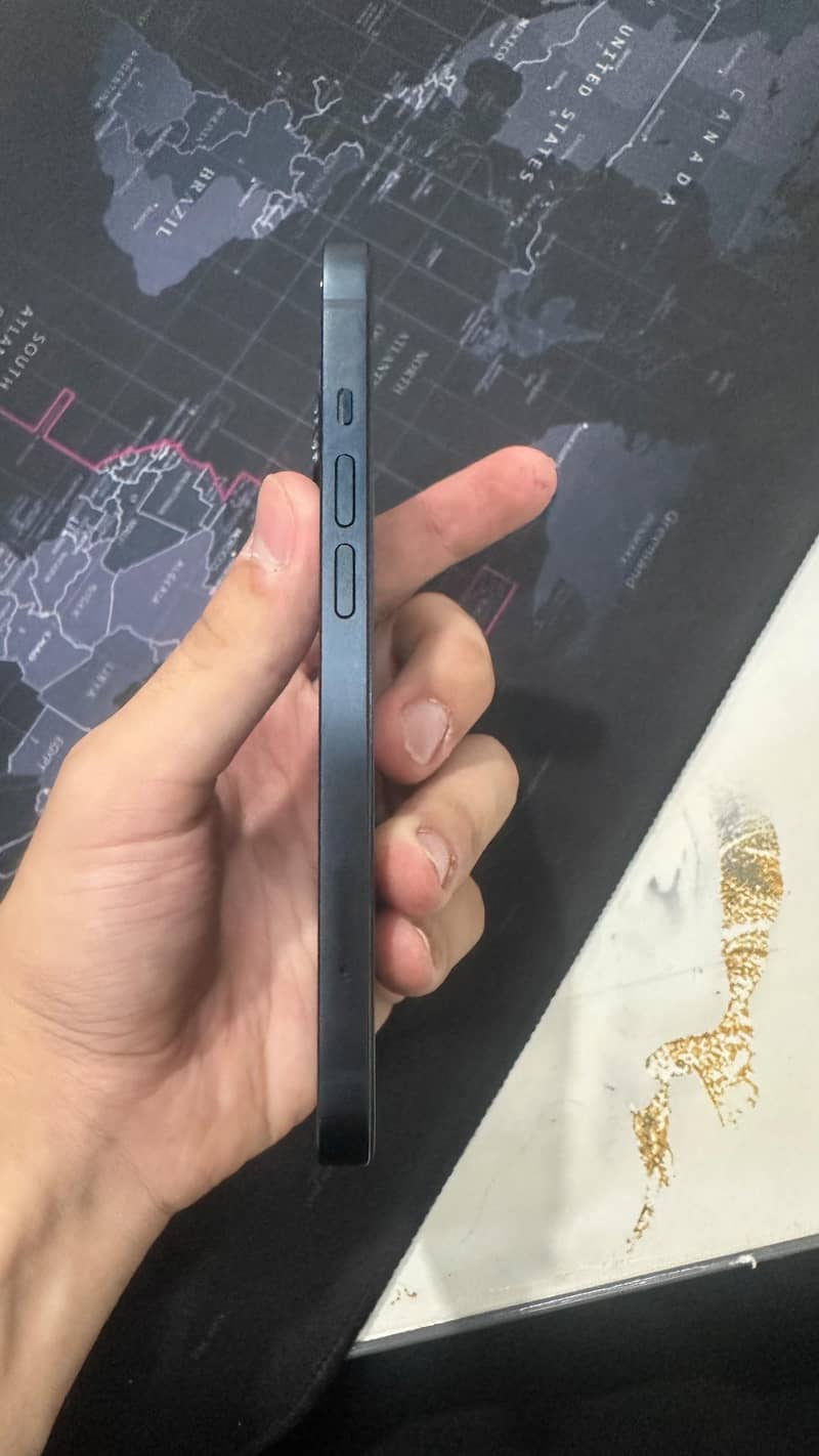 Iphone 13 2