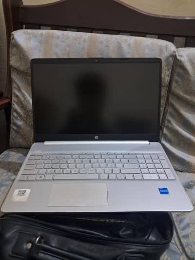 HP 15s i5-1235U for sale