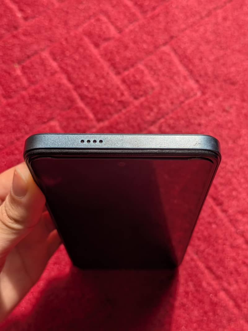 Apple iPhone 13 1