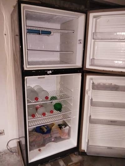 Dawlance fridge for sale urgent