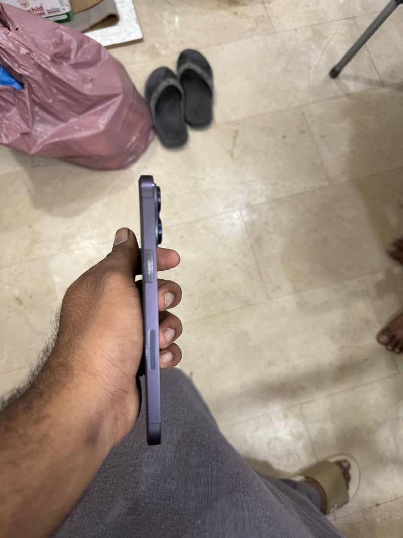 Apple iPhone 14 Pro Max 2