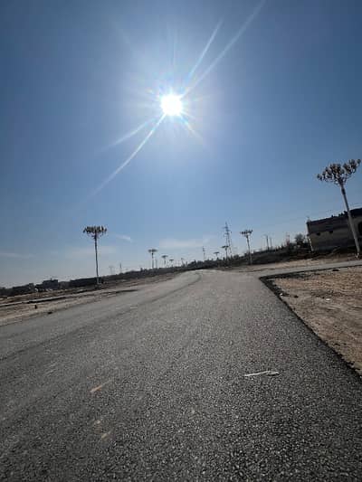 Plot For Sale On E&M Major Road New City Phase 2