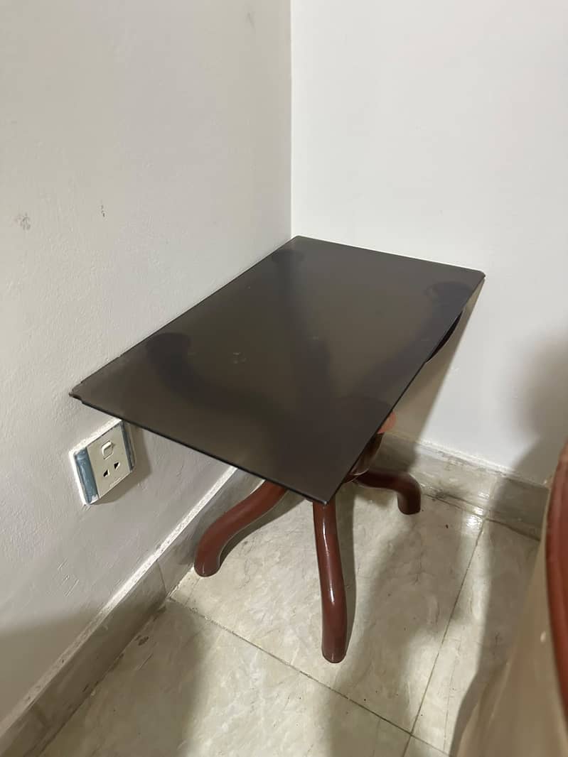 7 seater sofa set with sofa table 0