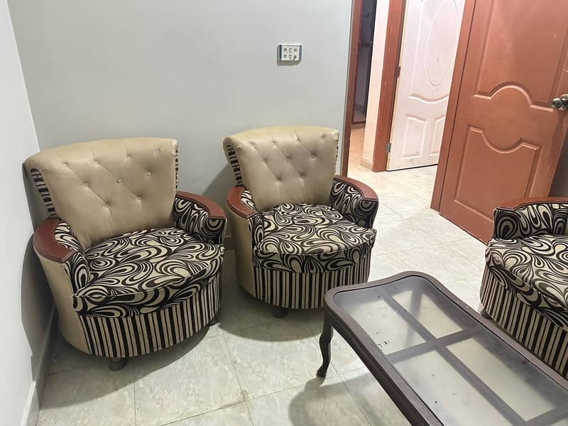 7 seater sofa set with sofa table 1