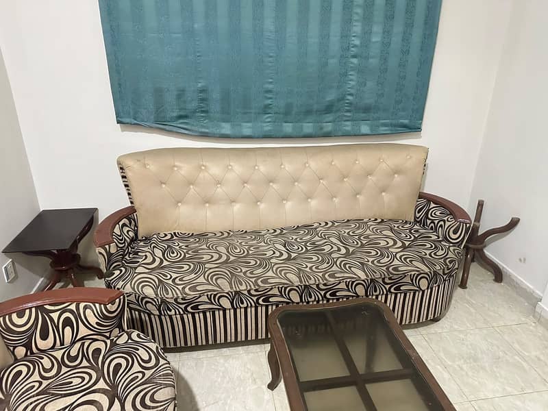 7 seater sofa set with sofa table 3