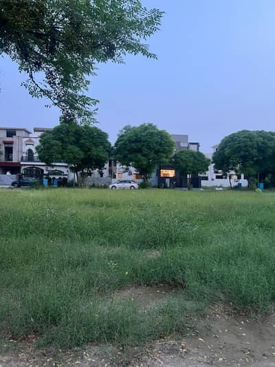 1 Kanal Residential Plot For Sale in AWT Phase 2 Block A