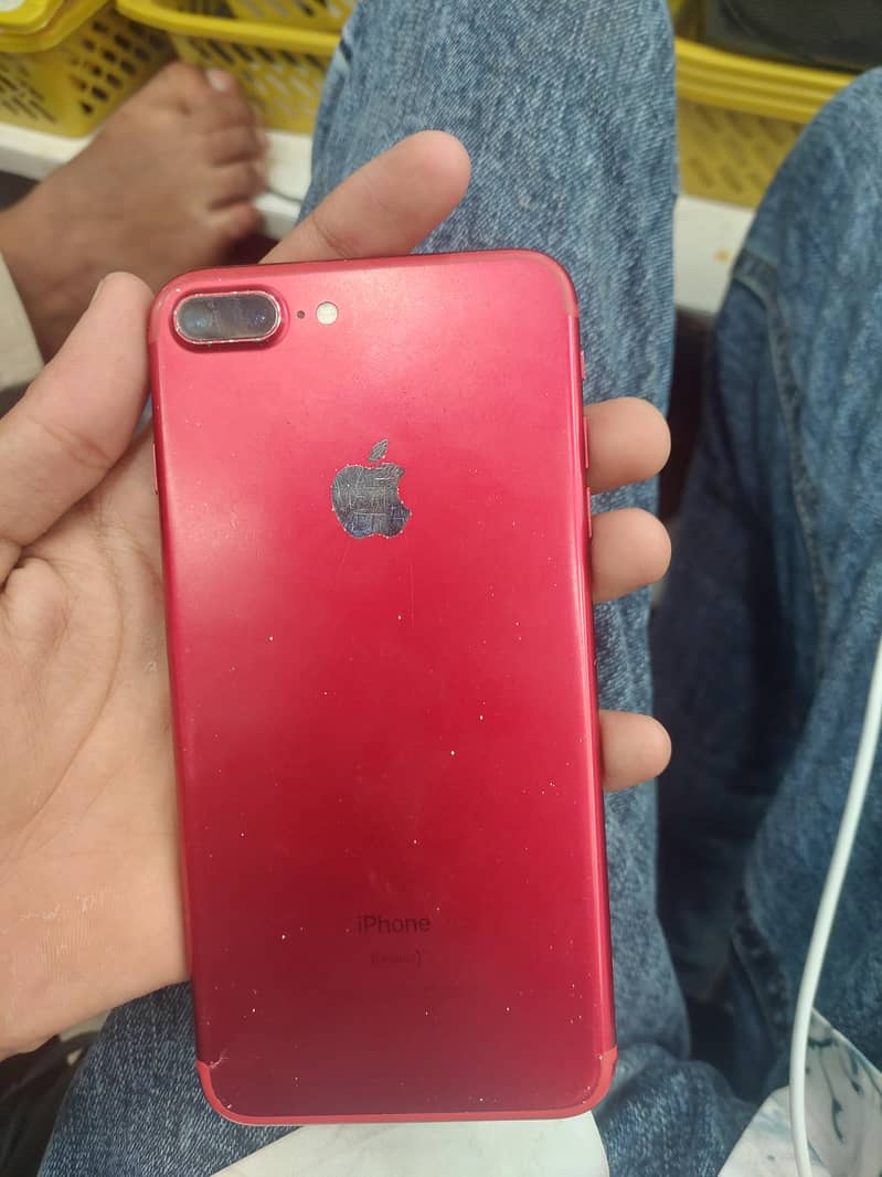 Apple iPhone 7 Plus 1