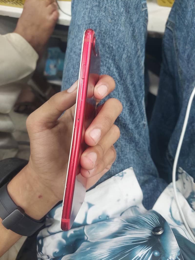 Apple iPhone 7 Plus 2