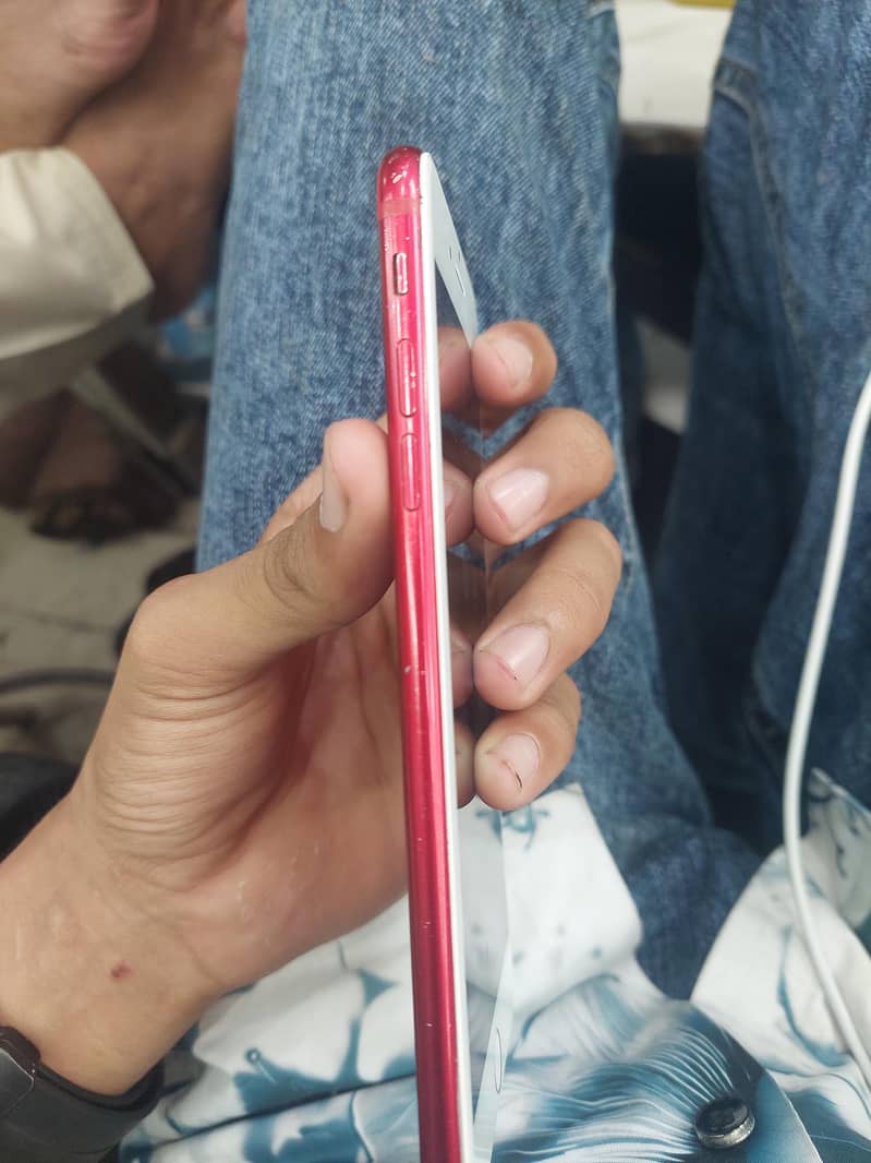 Apple iPhone 7 Plus 3