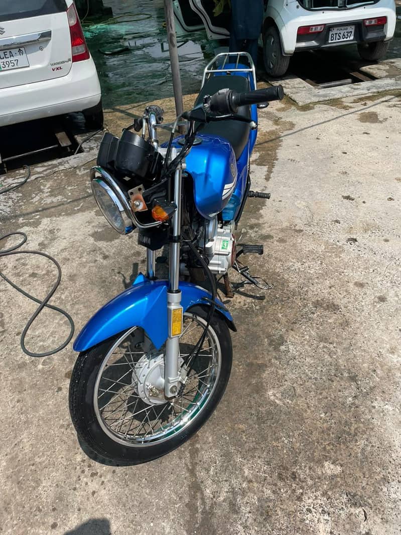 Yamaha YBZ Blue 4