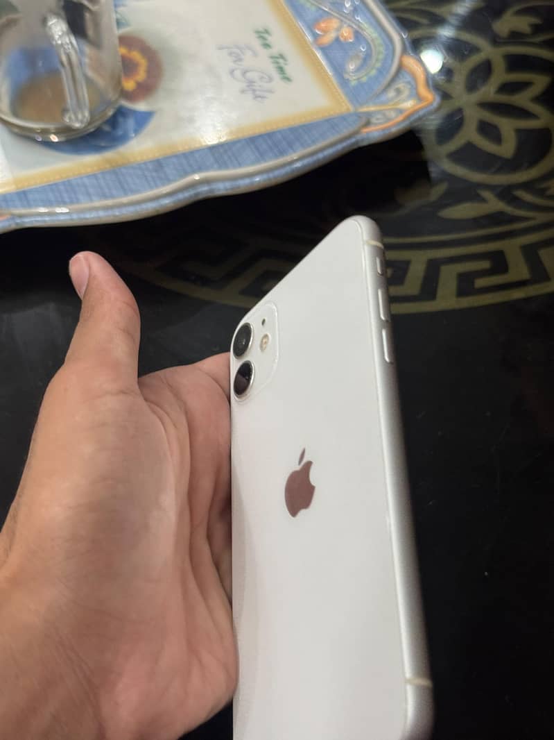 Apple iPhone 11 2