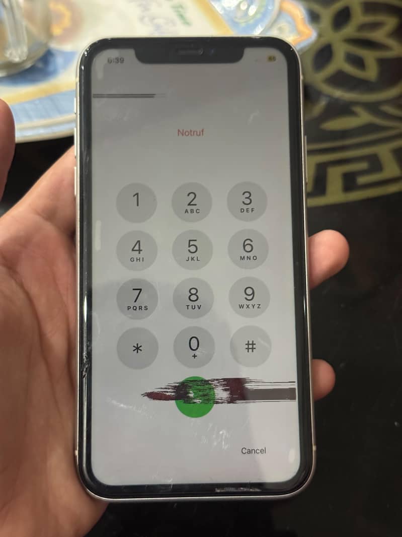 Apple iPhone 11 3
