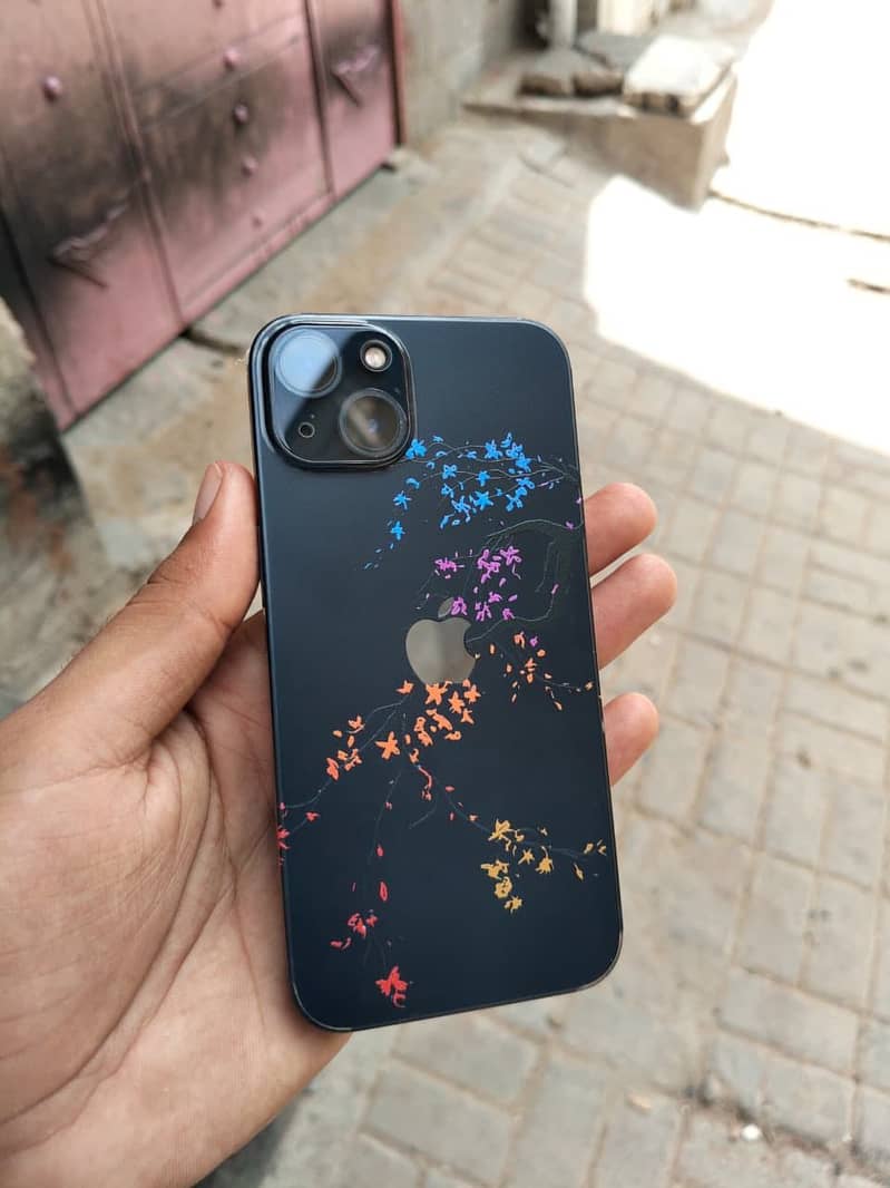 Apple iPhone 13 3