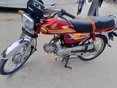 Honda 70 2025 model only 2686 km drive Faisalabad 03356894007/03